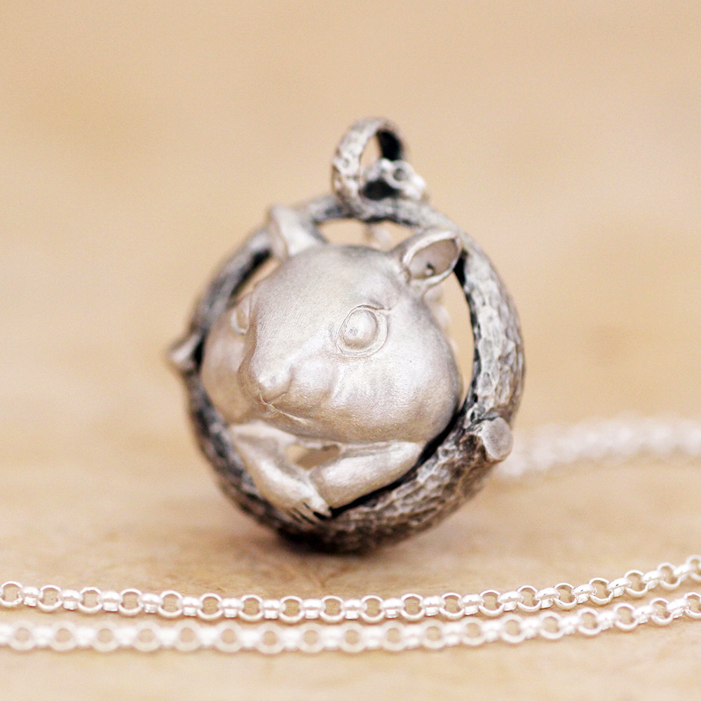 まんぷくリスのシルバーペンダント 11,286円