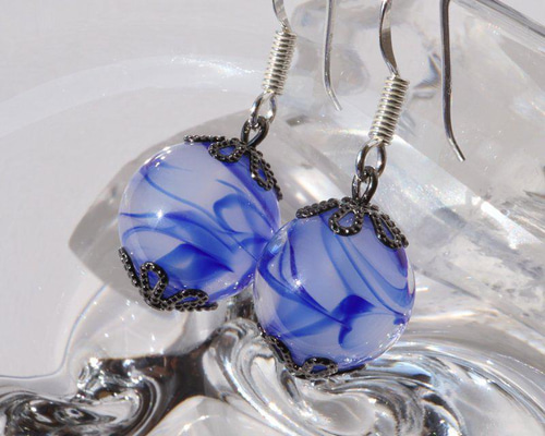 ピアス　ホワイトハート　とんぼ玉　ルース　まとめ ピアス ホワイトハート とんぼ玉 ルース まとめ - メルカリ