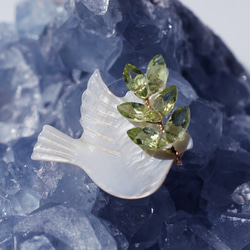 ☆橄欖石胸針，鴿子銜著橄欖枝~和平 第2張的照片