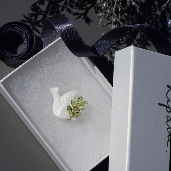 ☆橄欖石胸針，鴿子銜著橄欖枝~和平 第4張的照片
