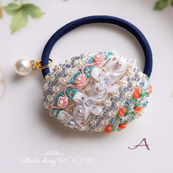 Braid＆Beads刺繡*绑发橡皮筋*“椭圆型”*with Pearl Charm*J 第3張的照片