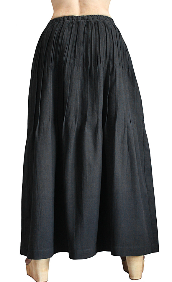 ジョムトン手織綿ピンタック入りスカート 黒 （SRL-002-01） 6枚目の画像