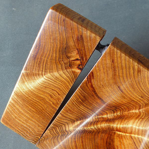 千年の物語を手にする古木【屋久杉】 木製名刺入れ・・・【即日発送