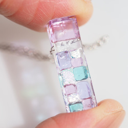 オーロラガラス『おーろら【ミニ】【桜ピンク】』チェーンネックレス【アロマペンダントに変更可≪送料無料≫ 4枚目の画像