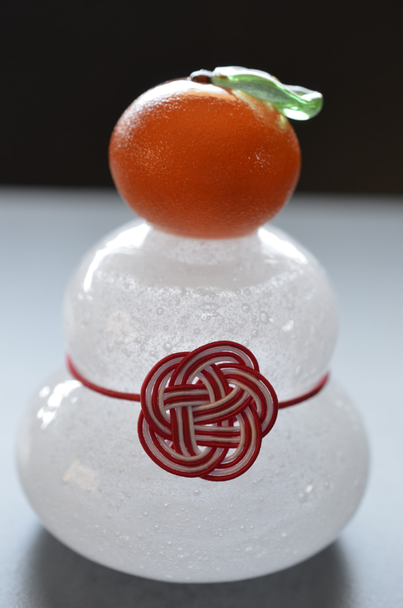 ガラスの鏡餅（小） 2枚目の画像