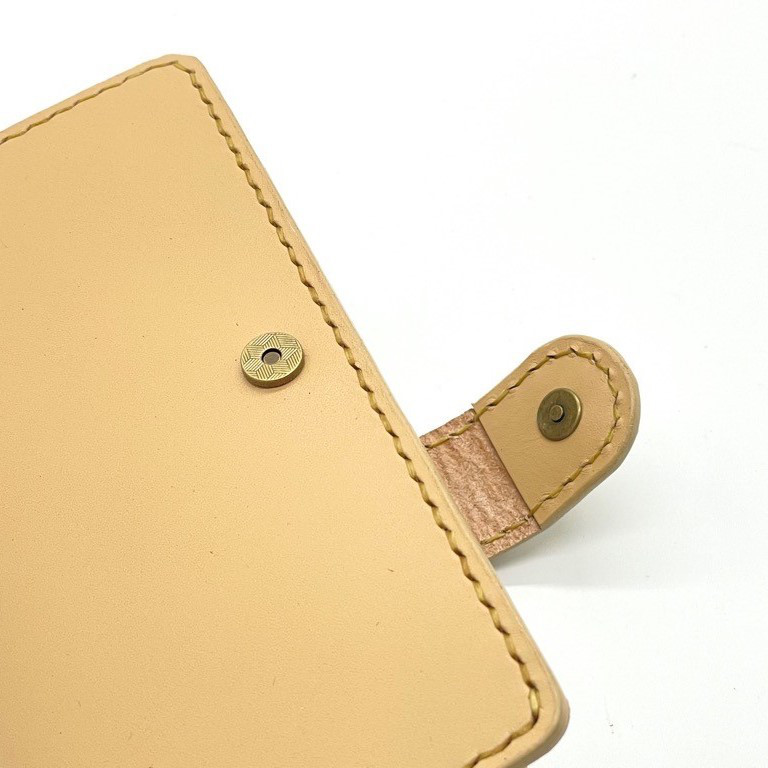 【22色から選べる・全機種対応・名入れ対応】ドット柄 水玉 革製手帳型スマホケース 栃木レザー iPhone galax