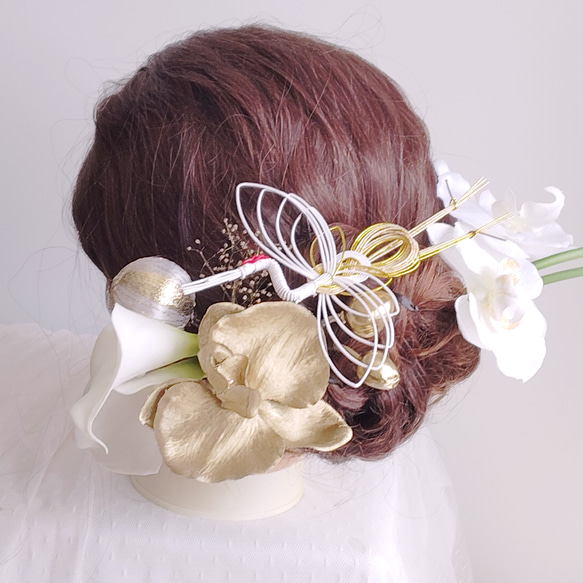 【数量限定】ヘッドドレス～ルリタマアザミのホワイトstyle～ 髪飾り 上品ダリアと林檎の花の髪飾り 白無垢 白金 和装花嫁 水引 髪飾り