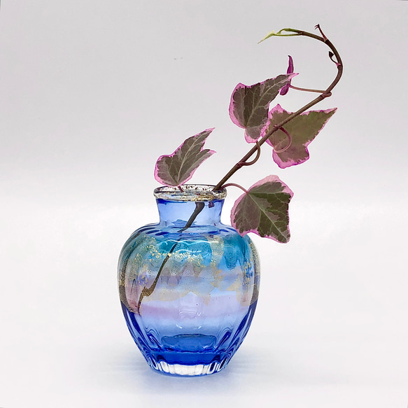 瑠璃色　ガラス　花瓶 瑠璃色ガラス花瓶