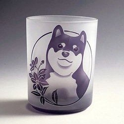 柴犬の愛らしいグラスです。 もらって嬉しい愛犬グラスです 2枚目の画像