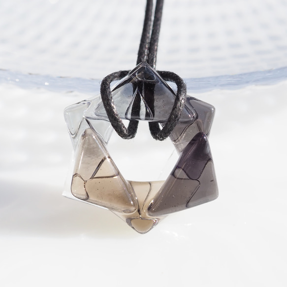 金平糖ガラス『こんぺいとう【モノクロ】』ネックレス【紐の色、長さ選べます】【受注制作】≪送料無料≫ 7枚目の画像