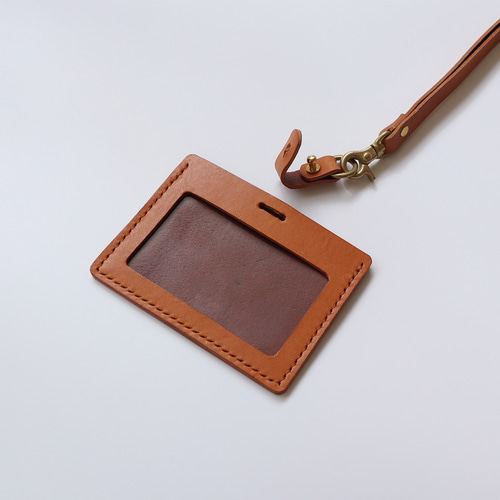 IDカードホルダー ネックストラップ付き【受注生産】本革 IDカードホルダー ネックストラップ付き【受注生産】本革