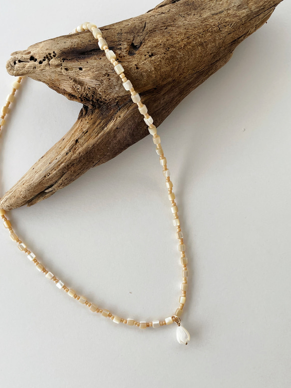 14kgf マザーオブパールとピカケトップのネックレス 3枚目の画像