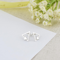 裸系 - 三角形耳環 | 925純銀 女款 可改夾式 簡約 手工銀飾 第2張的照片