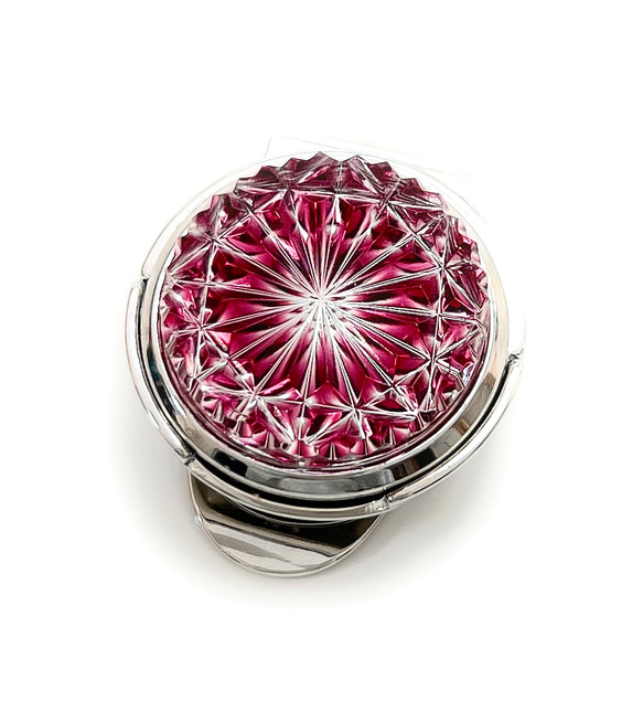 東京切子ゴルフマーカー　菊  ライト金赤 4枚目の画像