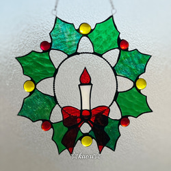 ステンドグラス クリスマス ヒイラギのリース サンキャッチャー kaori