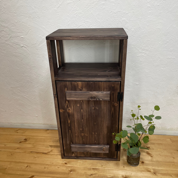 コンセントの前に置くキャビネット*ｈ82ｗ40.2ｄ26.7　ルーター収納/電話台/FAX台/A4サイズ収納 木材 MY1531480619(11687円)