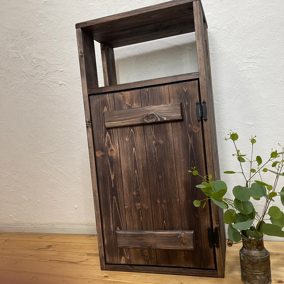 コンセントの前に置くキャビネット*ｈ82ｗ40.2ｄ26.7　ルーター収納/電話台/FAX台/A4サイズ収納 木材 MY1531480619(11687円)