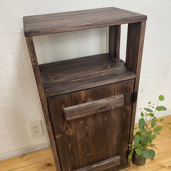コンセントの前に置くキャビネット*ｈ82ｗ40.2ｄ26.7　ルーター収納/電話台/FAX台/A4サイズ収納 木材 MY1531480619(11687円)