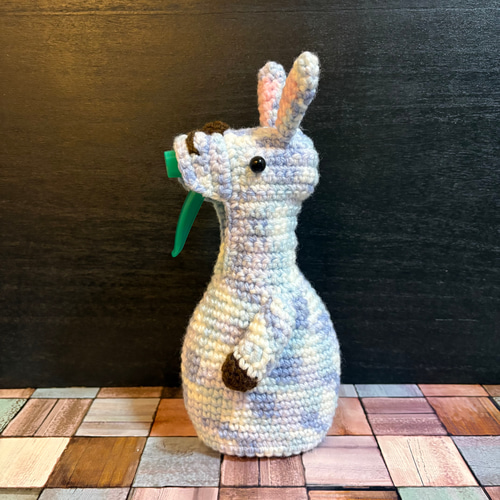 消臭スプレーボトルカバー♬ウサギ ブルーマーブル（ファブリーズ