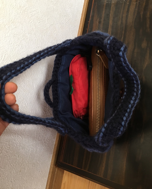 冬の小さな手編みバッグ 〈紺色〉 9枚目の画像