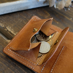手のひらサイズの三つ折り財布 / MitsuOri Wallet  *CAMEL 4枚目の画像