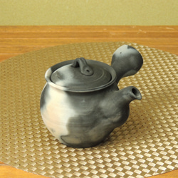 竹炭茶壺（大） 第5張的照片