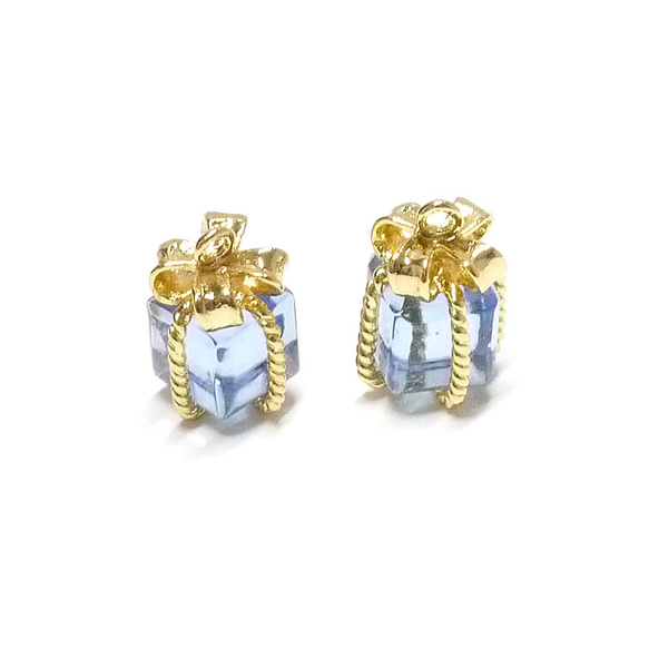 P1787s [2 件] 玻璃淺藍寶石色嬌小珠寶盒金色吊飾 第1張的照片