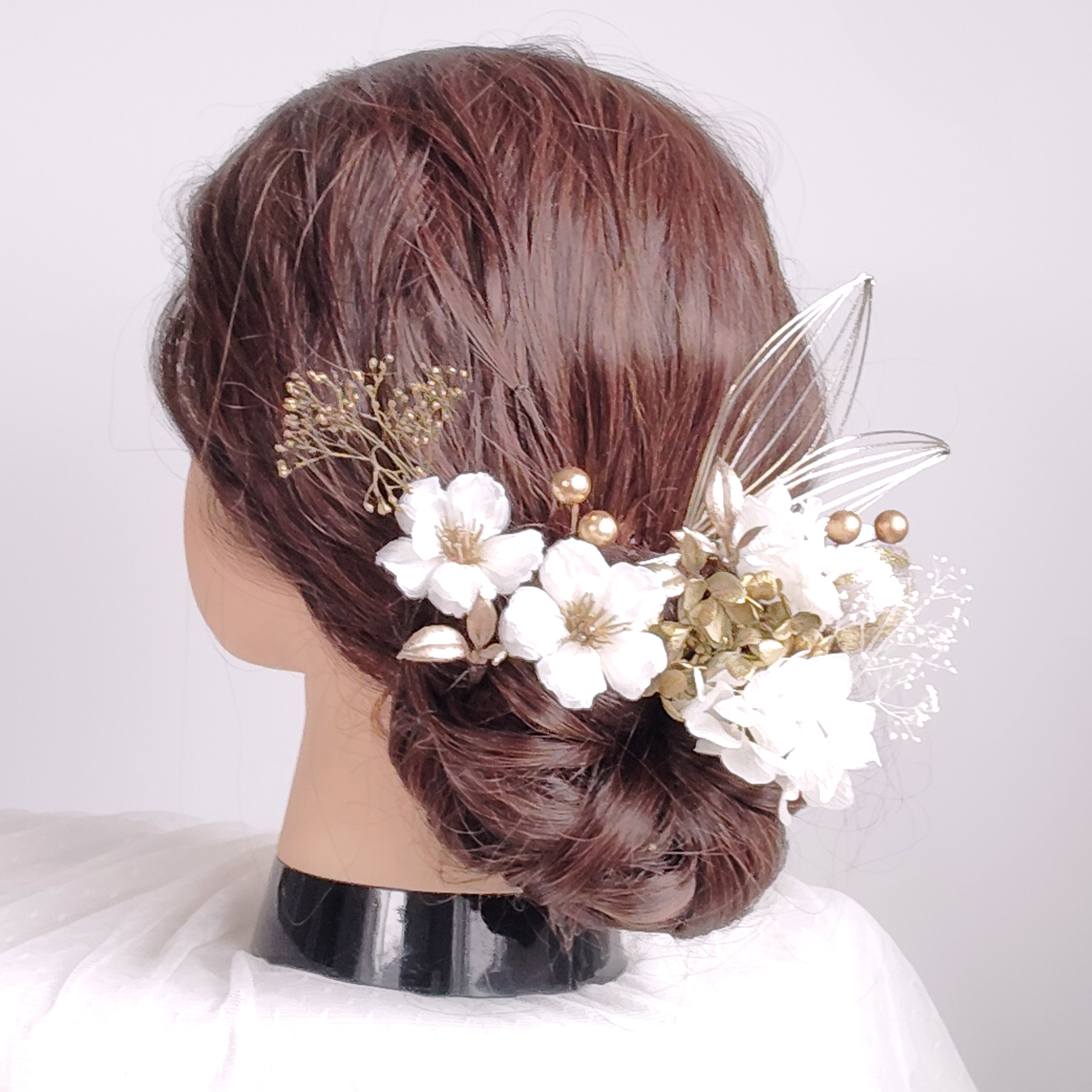 林檎の花と紫陽花の髪飾り　白無垢　 白金　和装花嫁　水引 　髪飾り　 ヘッドドレス　 ヘアアクセサリー　前撮り　成人式