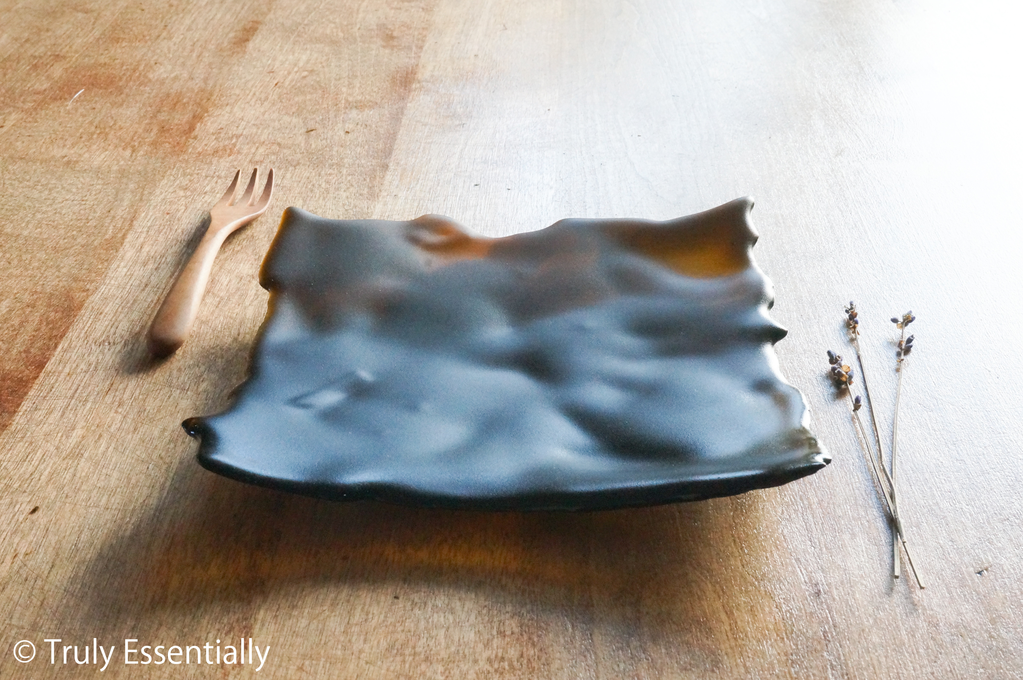 ガラスのトレイ - 「茶色のガラス 」● 18cm・茶色・つや消し        Ω