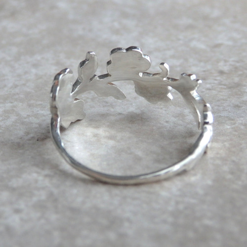 フラワーリング ゴールド/花モチーフ指輪 アンティーク風 大人可愛い