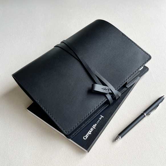 エマニュエル A5 6 穴ルーズリーフ レザー ブックジャケット/ハンドブック/ノートブック/ グラファイト ブラック 手帳 Bambini Nº 9 通販｜Creema(クリーマ