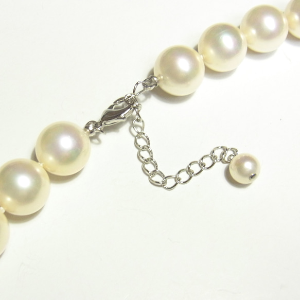 日本製造高品質貝殼珍珠白色 12 毫米球形基本款項鍊 44 厘米禮儀場合 第3張的照片