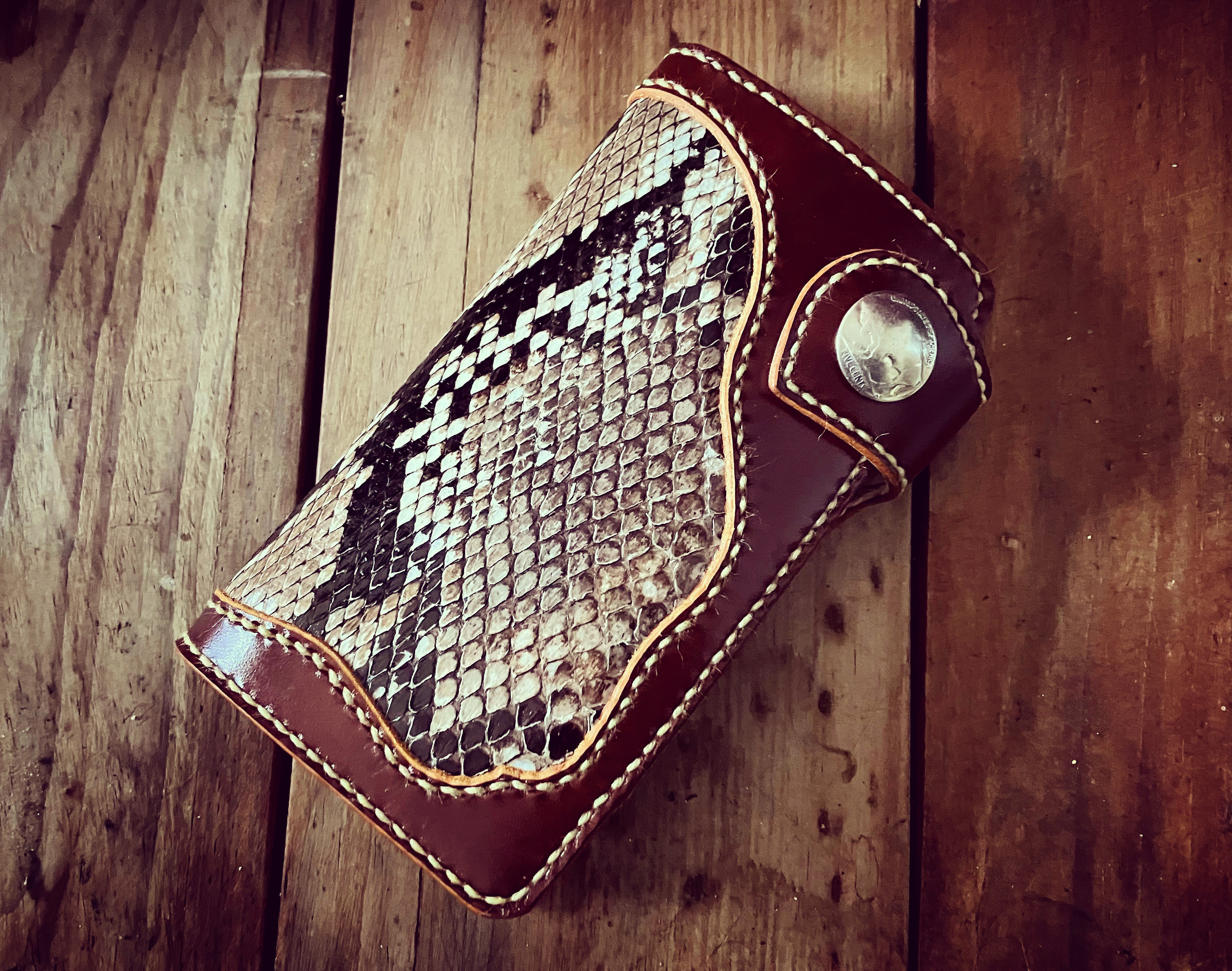 [機種オーダー受注制作] ダイヤモンドパイソンレザースマホカバー