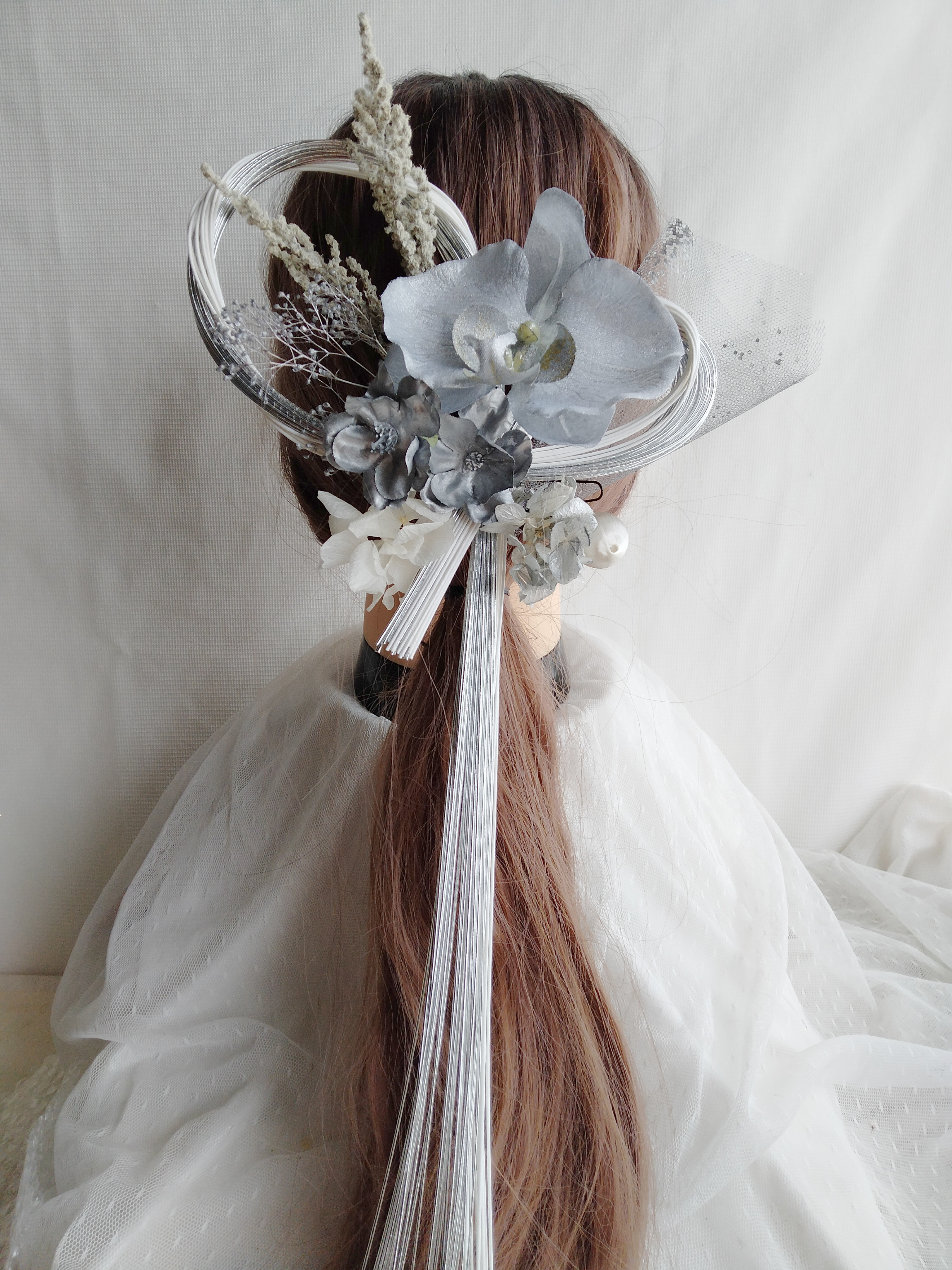 水引きリースリボン　水引き髪飾り　成人式髪飾り　結婚式髪飾り　卒業式髪飾り　成人式　振袖　袴　和玉 　シルバー　銀