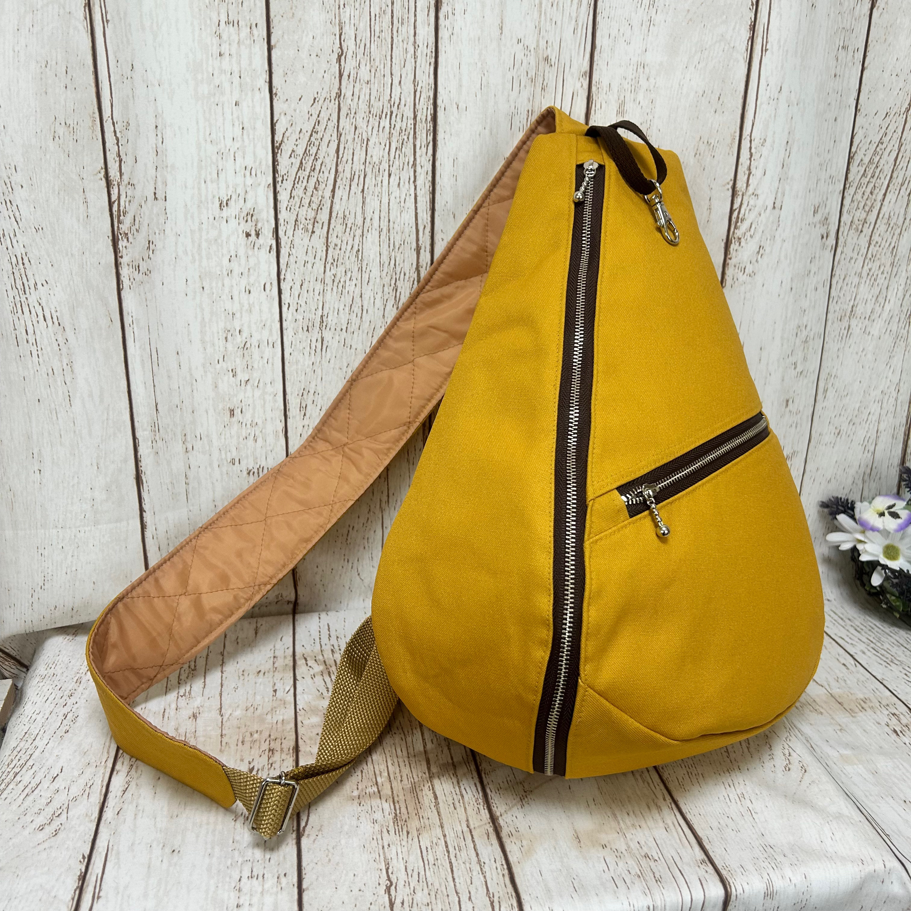 しずく型 ワンショルダーバッグ ボディバック　ショルダーバック　通院　マザーバック　長さ調節可能 帆布 マスタード21番