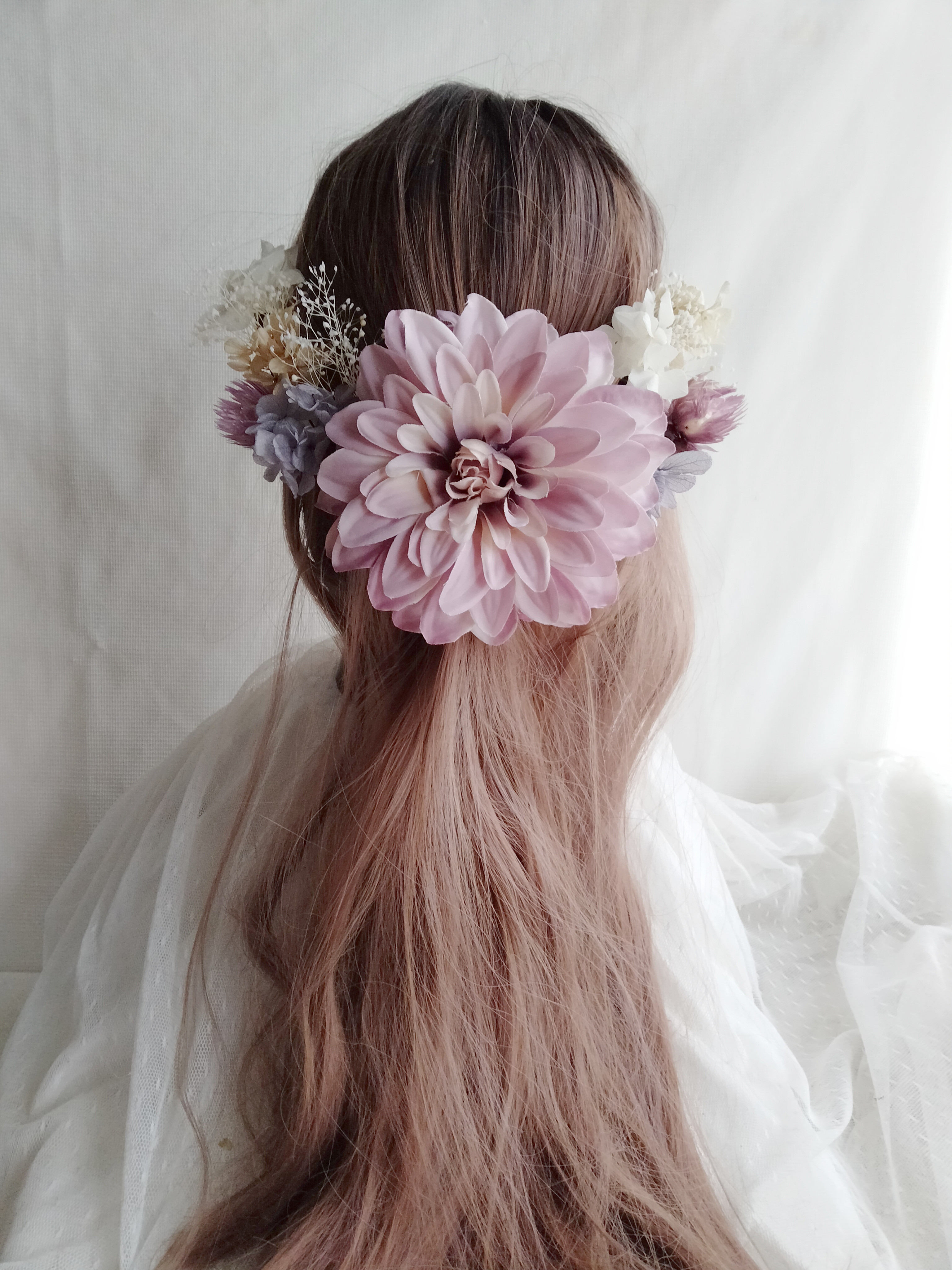 大輪の藤色のダリア　成人式　卒業式　結婚式　髪飾り　ヘッドドレス　ヘッドパーツ　フォトウェディング　パープル　紫　和装