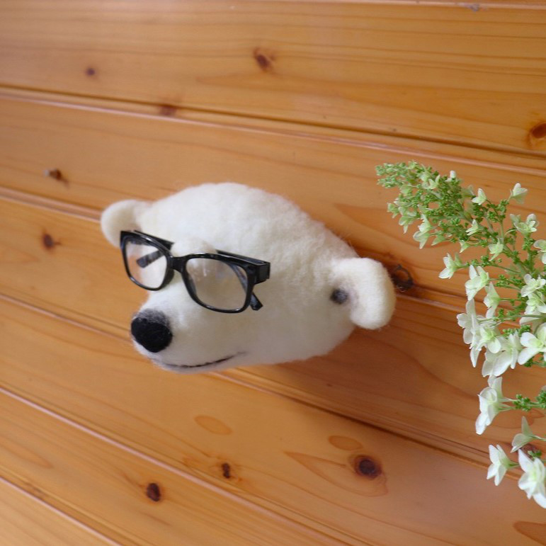 めがね掛け【白クマ】　壁掛け　あわゆき