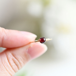 一枚紅色石榴石戒指 Farangi 戒指 小指戒指 一月生日石 第2張的照片