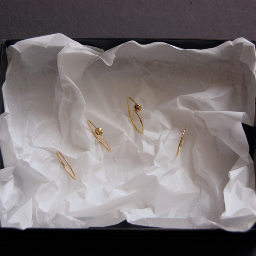 18金 シンプル ピンキーリング 指輪・リング Megumi 通販 3354670