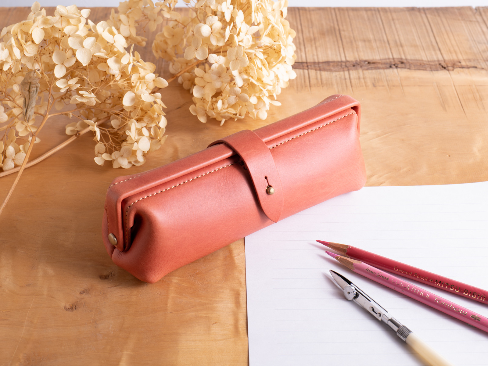 Paka-pen #コーラル　イタリアンレザーのペンケース　入学祝い、就職祝いにも
