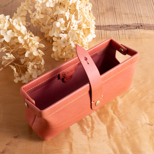 Paka-pen #コーラル イタリアンレザーのペンケース 入学祝い、就職祝い