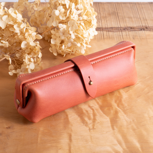 Paka-pen #コーラル イタリアンレザーのペンケース 入学祝い、就職祝い