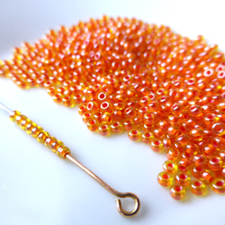 10g 11/0 ２ｍｍ黄色ピンクオレンジPRECIPSAチェコシードビーズCzech Glass Beads 2枚目の画像
