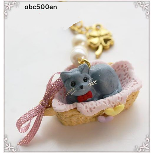 同梱値引100円❤️No.1959 レジン ペンダントトップ 猫 ネコ ねこ ♡ シリコン型・モールド LEDヒートンをつけられる♪健気に働く4匹