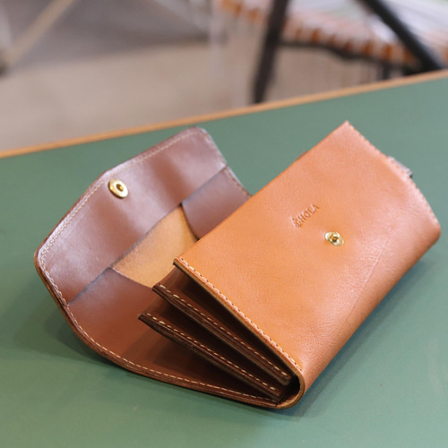 新品未使用 本革長財布   ギャルソンタイプ 　 キャメル色 財布 zucchero ギャルソン型長財布 レディース : ZOZOTOWN Yahoo!店