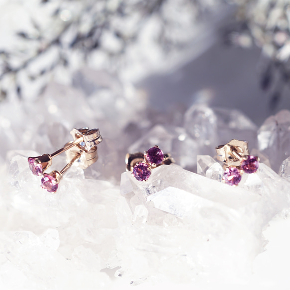 罕見！ 3毫米馬來亞石榴石耳環 - Marlene 第6張的照片