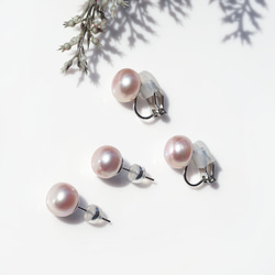 大型天然薰衣草色珍珠醫用級不銹鋼耳環 - 日光榮耀 第3張的照片