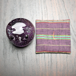 ふくろう　紫（遠州織物の座布団付き） 4枚目の画像
