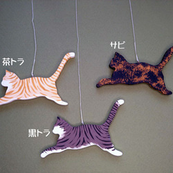 Cat モビール　wood paint３匹 3枚目の画像