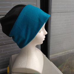 isecai ユニークニット帽 黒・緑 isecai ユニークニット帽 黒・緑